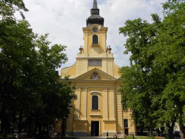 Biserica Gyula