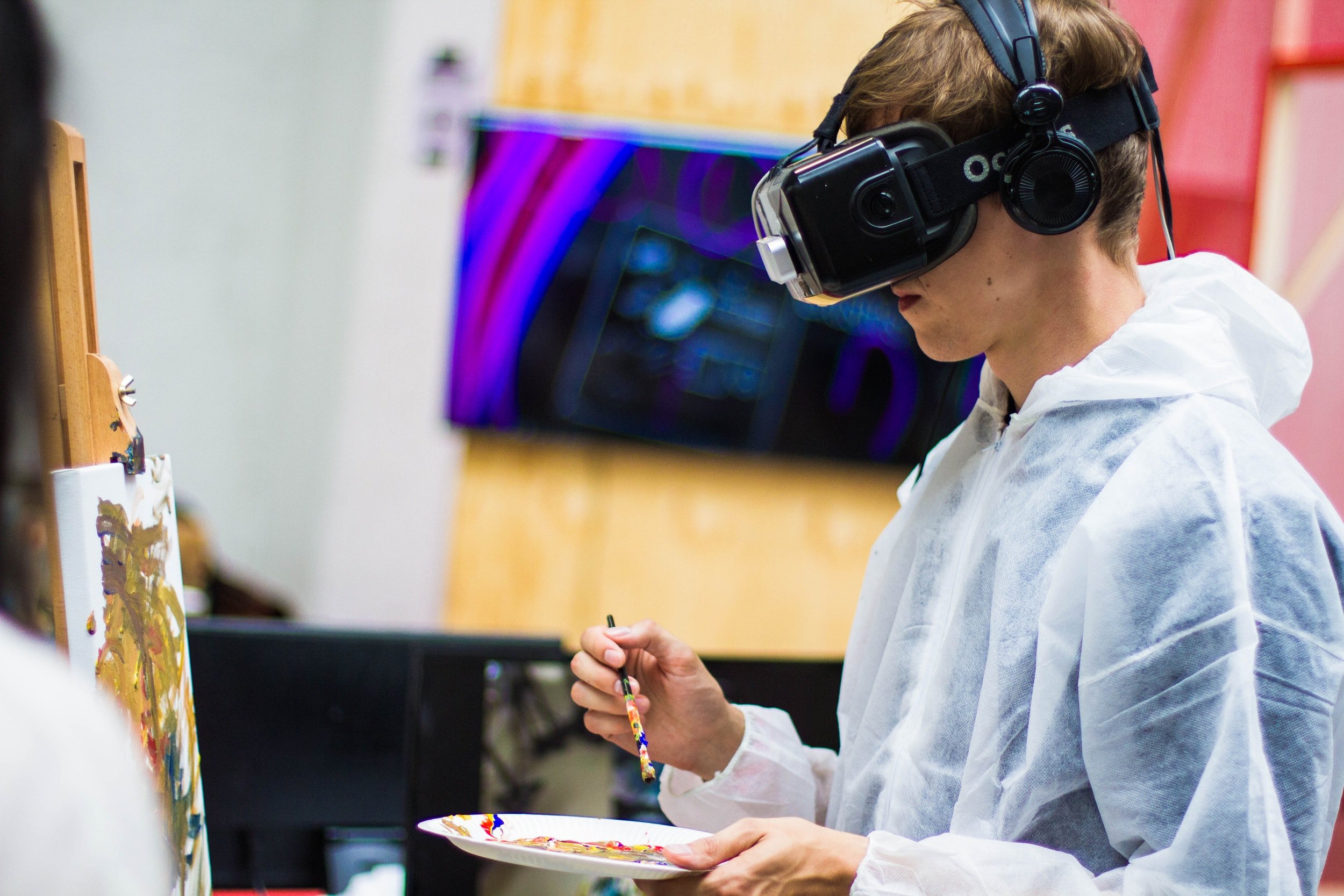Virtual Reality (VR): The Future of Medical Training And Patient Care
