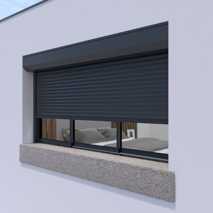 تساعد نوافذ الشتر في توفير استهلاك الكهرباء في الصيف والشتاء عن طريق التحكم في كمية الضوء الداخل للغرفة من خلال التحكم بفتح وإغلاق النافذة.