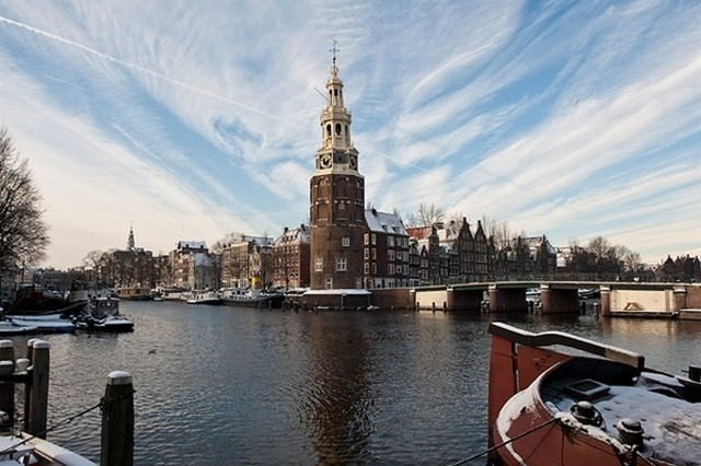 برج مونتيلبانستورن من افضل معالم هولندا امستردام