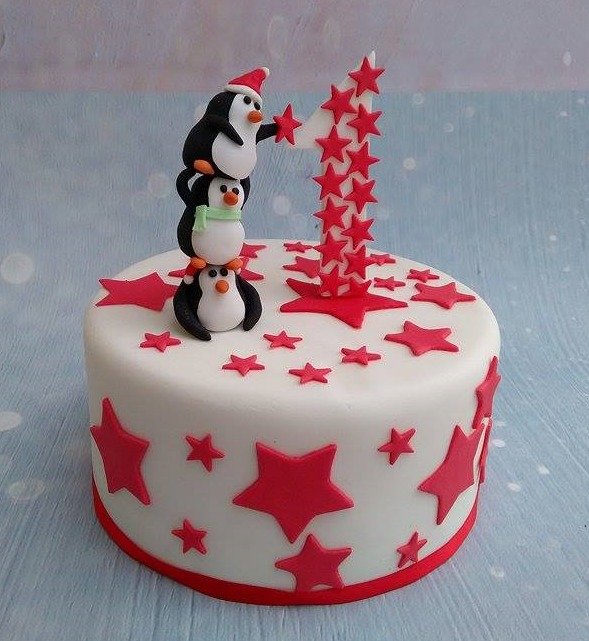 τούρτα παιδική γενεθλίων από ζαχαρόπαστα ενος έτους (πινγκουίνοι), ζαχαροπλαστείο καλαμάτα madame charlotte, birthday cakes kalamata