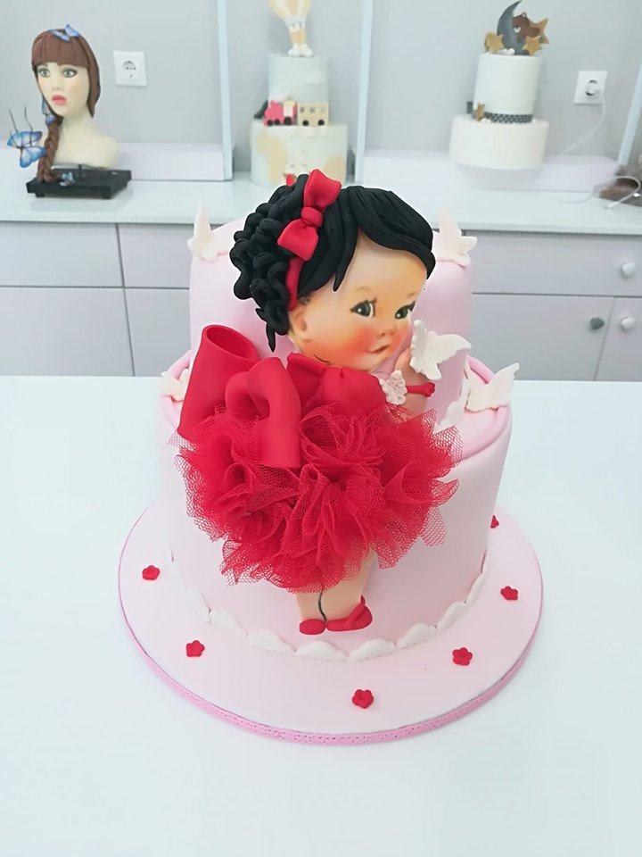 τούρτα από ζαχαρόπαστα girly cake red dress, τούρτα κορίτσι με κόκκινο φόρεμα, Ζαχαροπλαστείο καλαμάτα madame charlotte, τούρτες γεννεθλίων γάμου βάπτησης παιδικές θεματικές birthday theme party cake 2d 3d confectionery patisserie kalamata