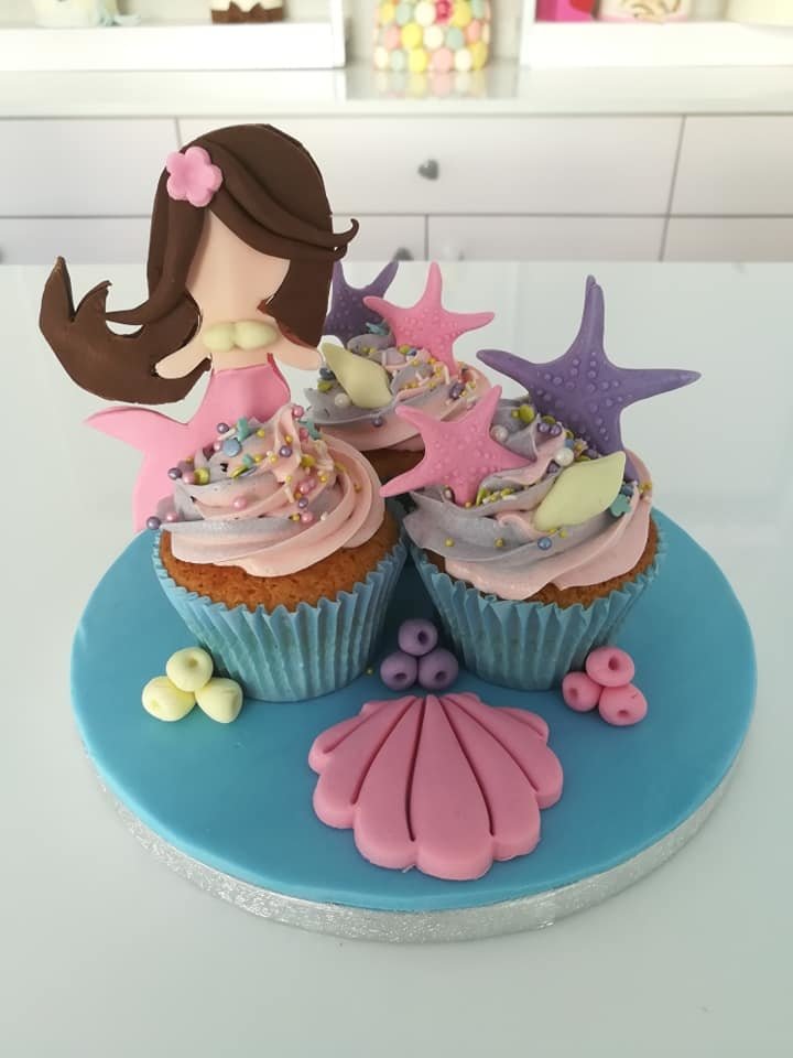 συνοδευτικά cup cakes γοργόνα mermaid, ζαχαροπλαστείο καλαμάτα madame charlotte, birthday wedding party cakes 2d 3d kalamata