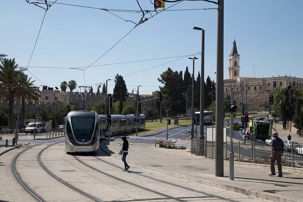 jerusalem light train