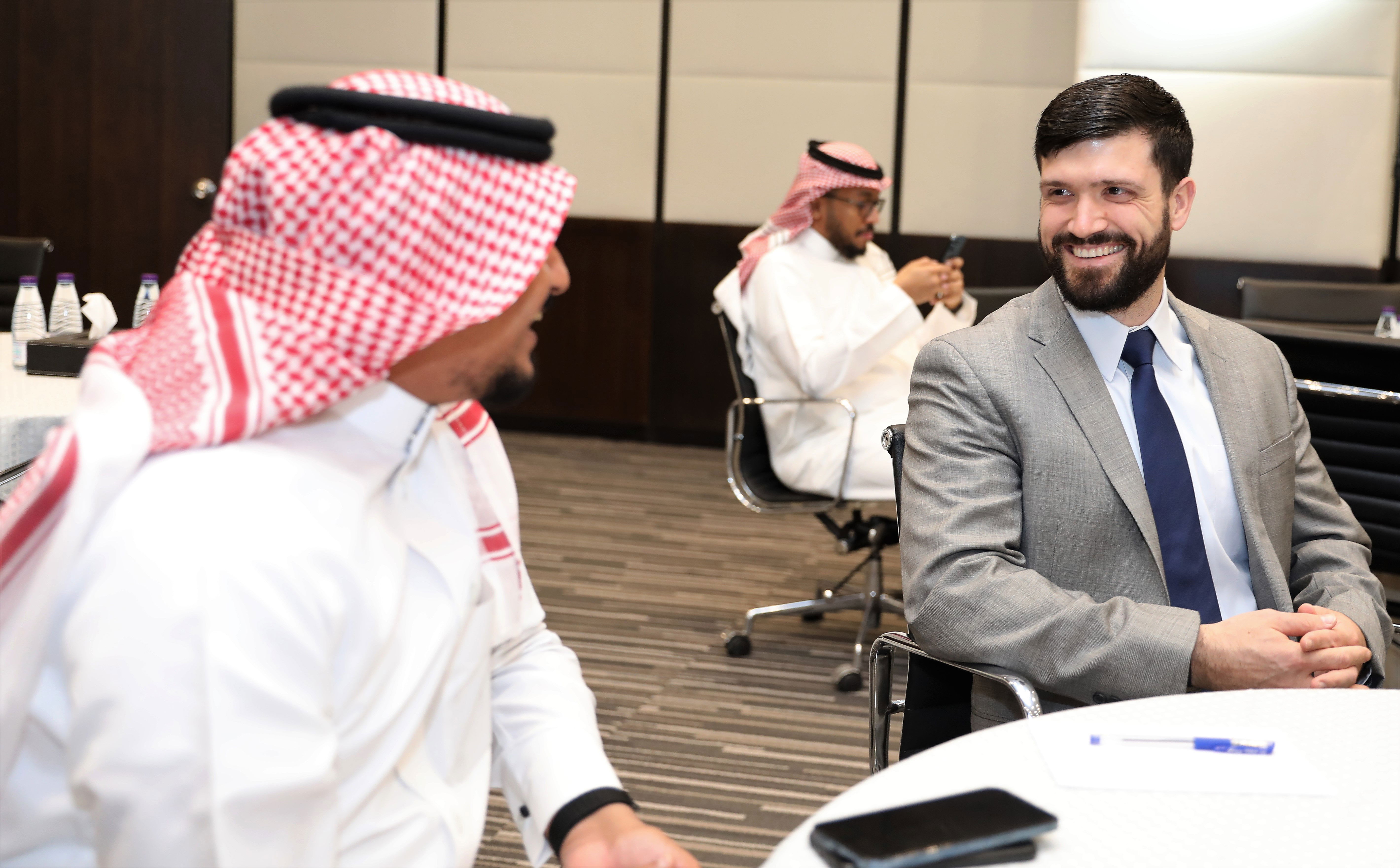 Training non-Arabic speaking individuals for cultural purposes