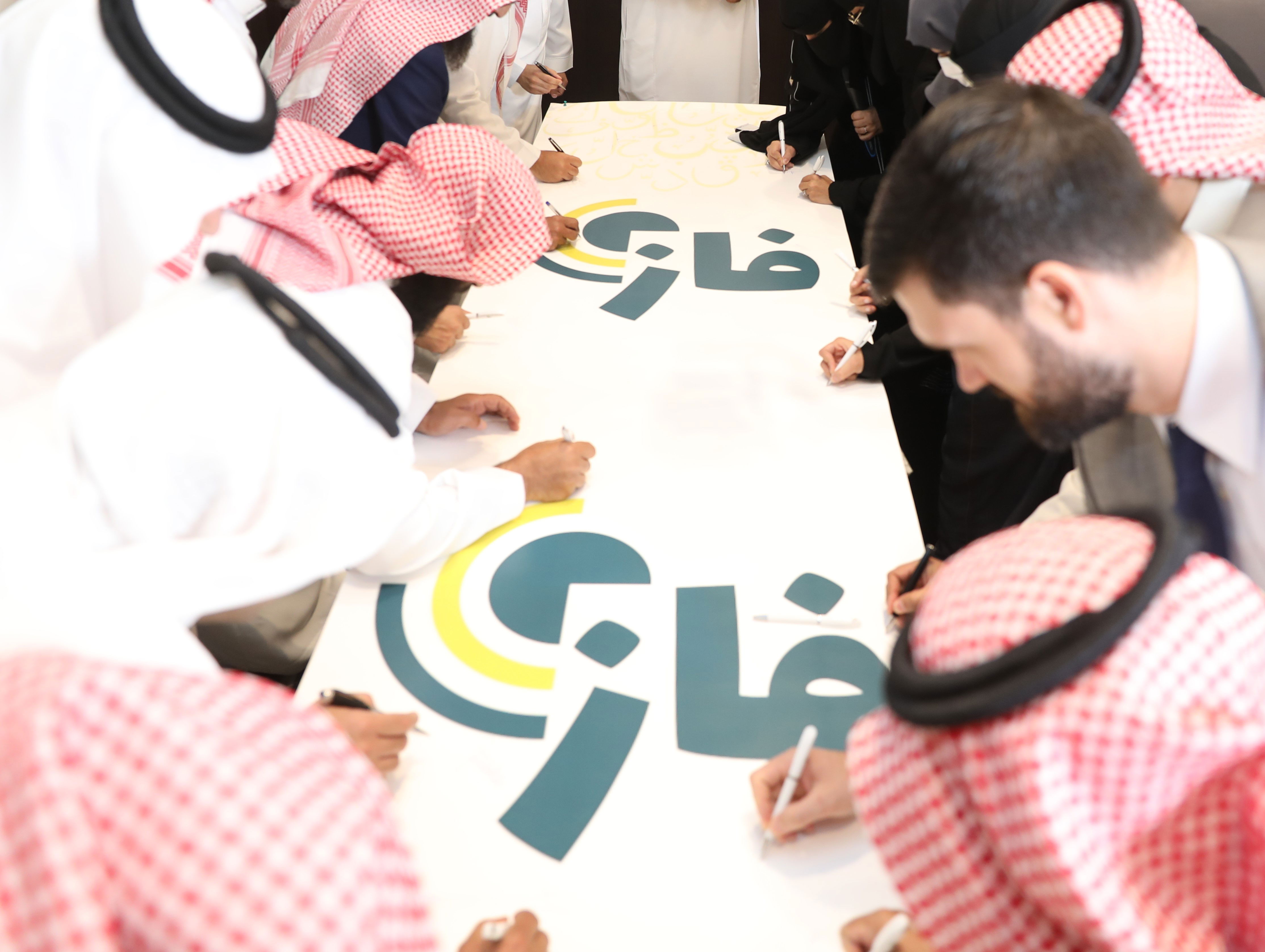 Training non-Arabic speaking employees in work environments