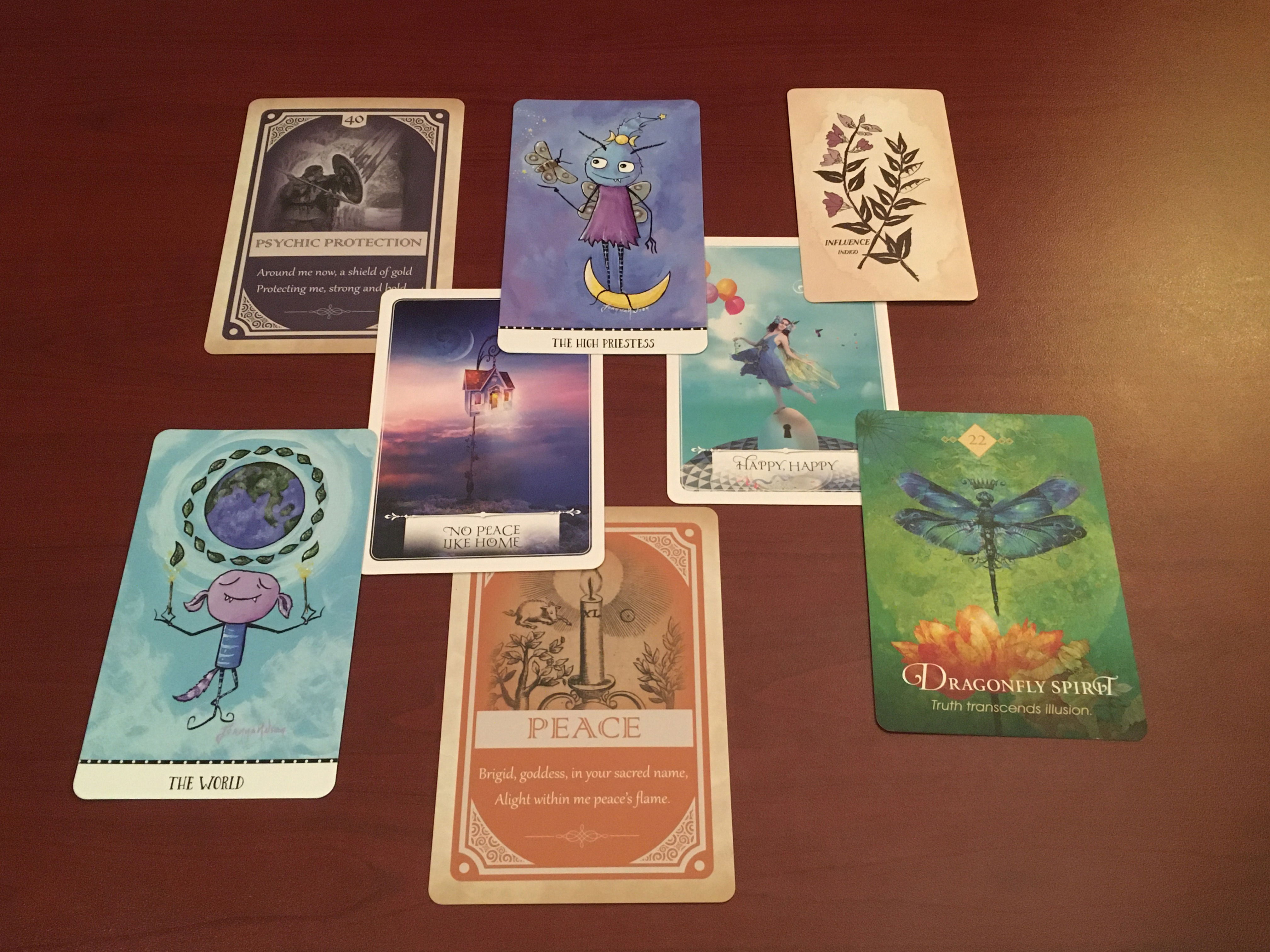 What's the Difference Between a Tarot Deck and an Oracle Deck? – Inkwood  Tarot