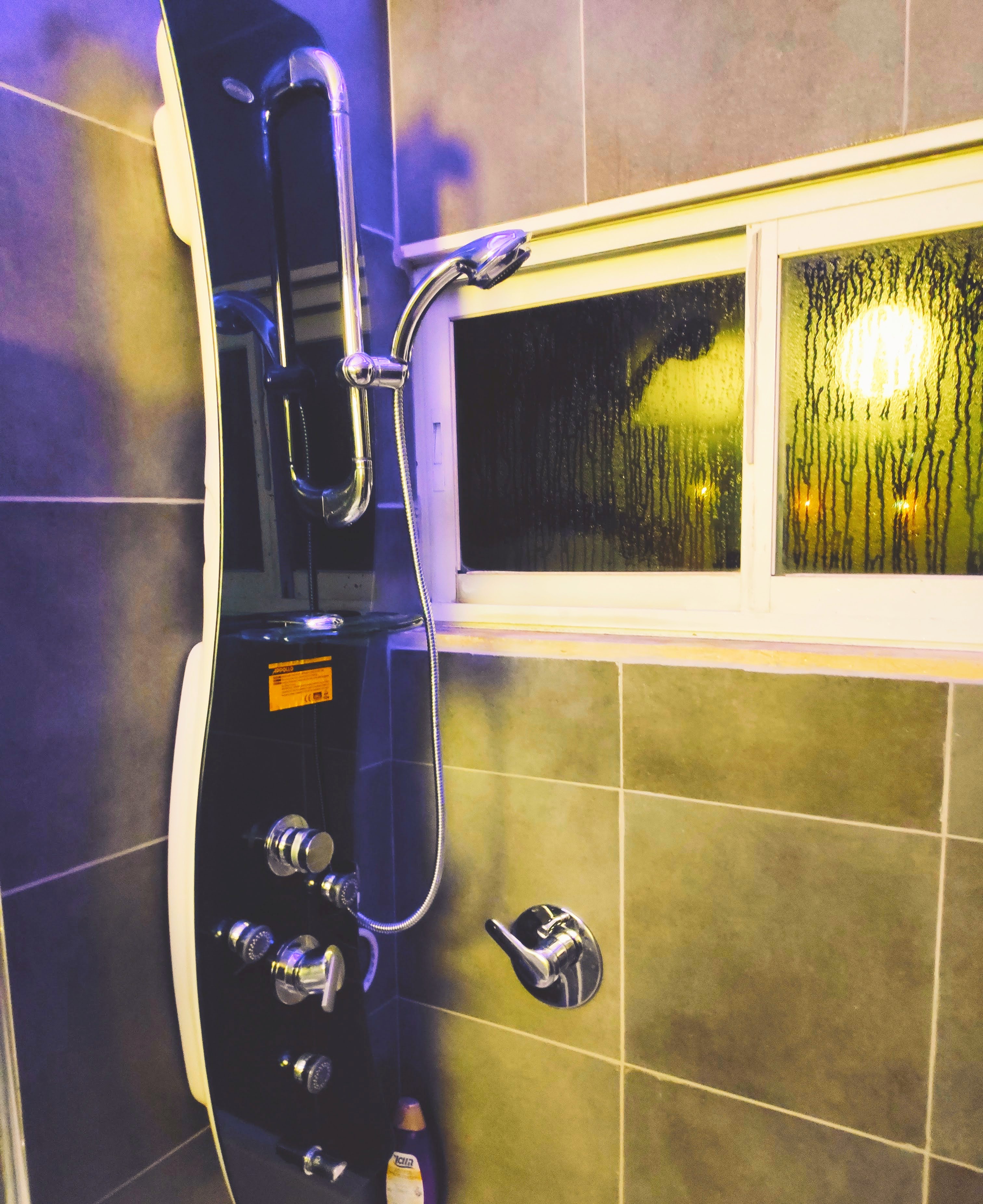 شقة رقم 9 غرفة نوم وغرفة معيشة في الطابق الثاني