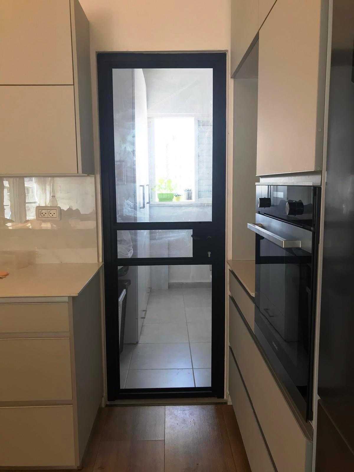 Калил Дверь 4300