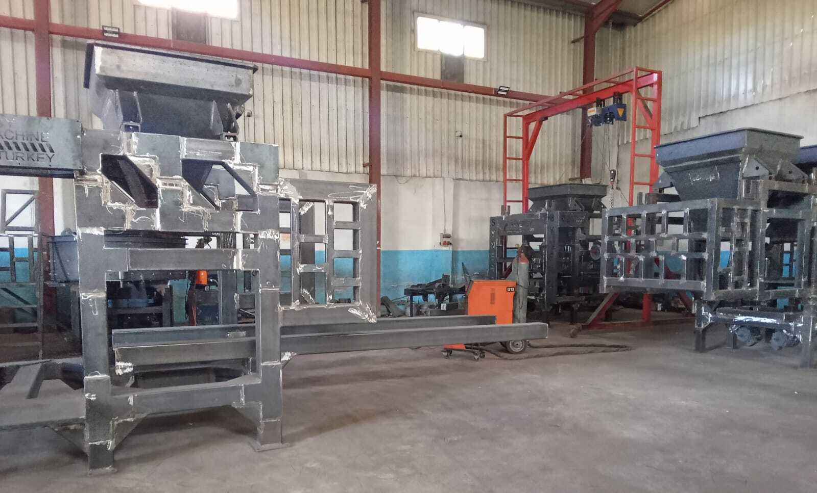Machine de Fabrication de Parpaing Automatique.