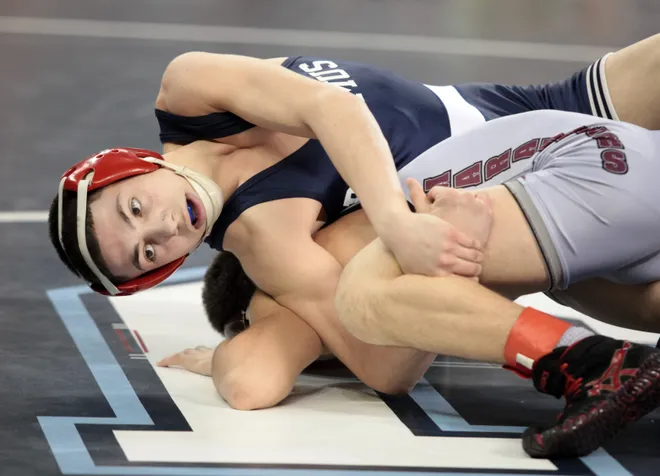 Jersey Shore's Brock Weiss commits to wrestle at Penn State