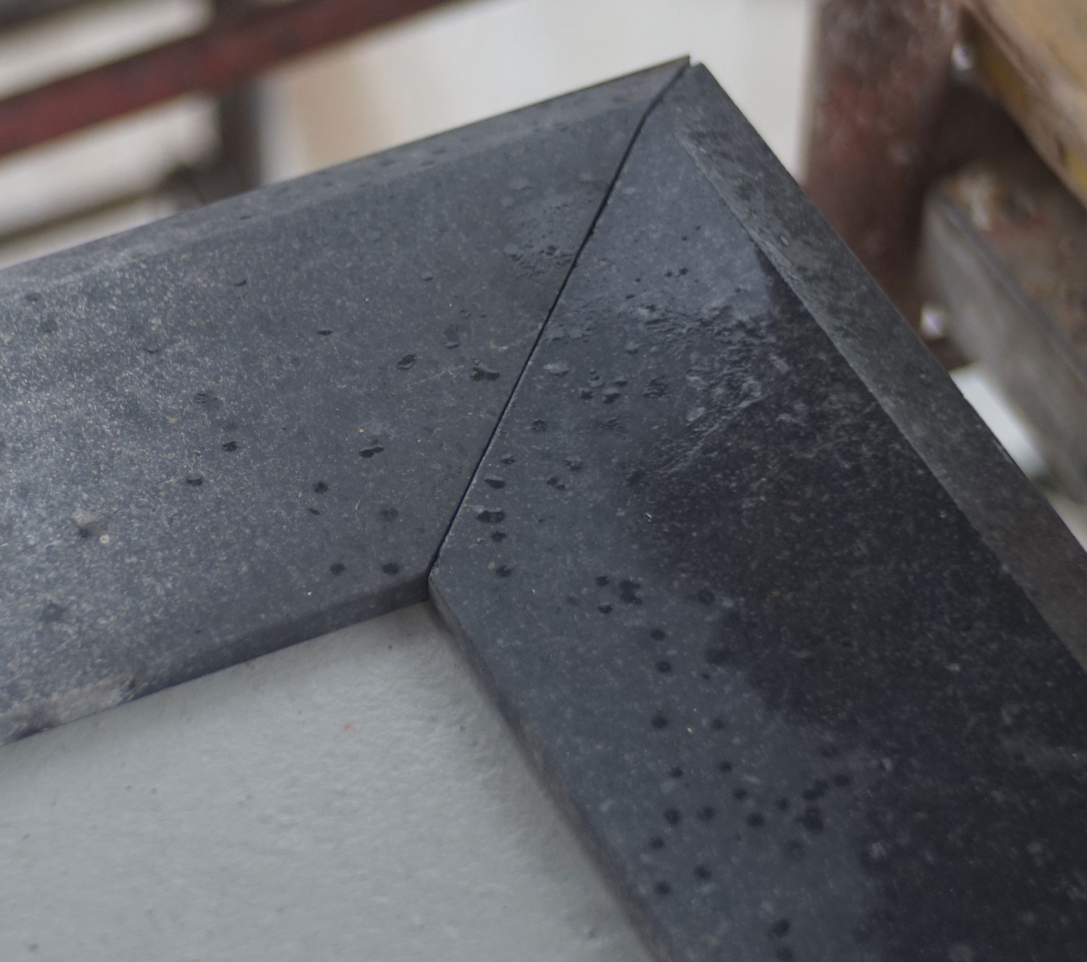 Gocciolatoio in pietra naturale