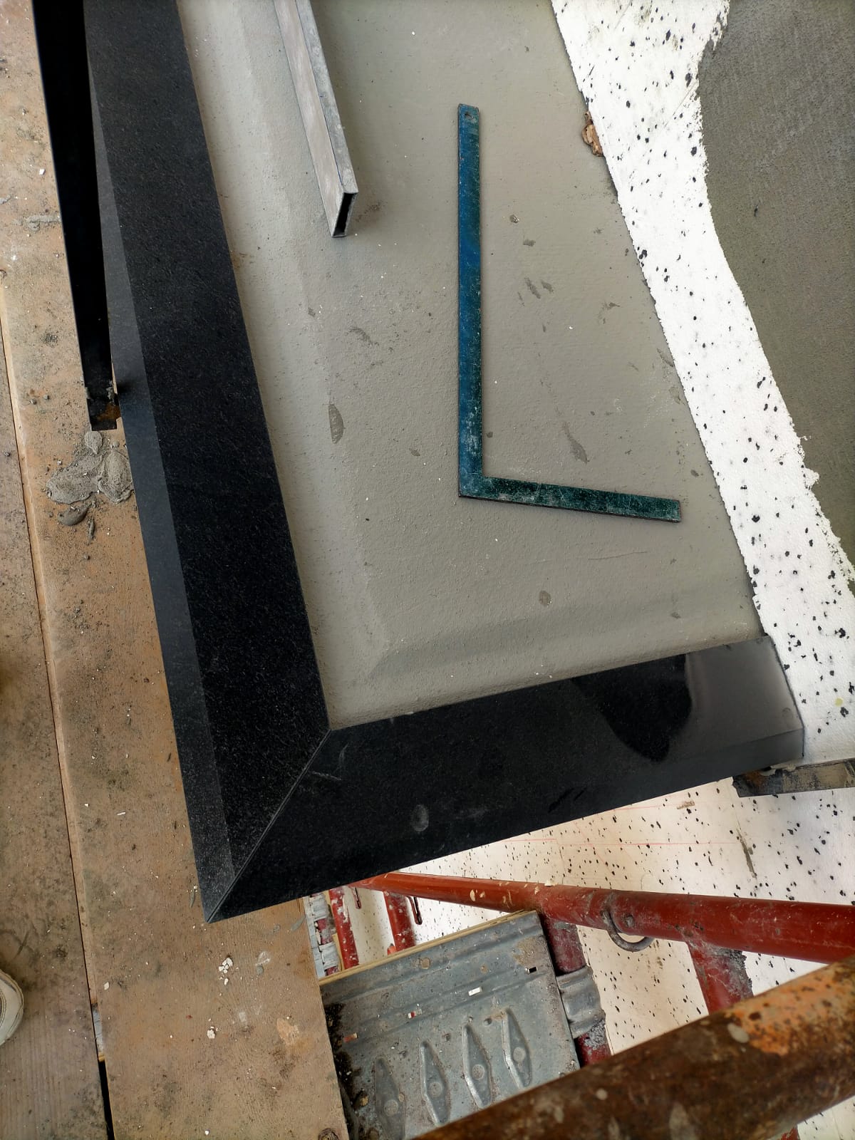 Gocciolatoio in pietra naturale