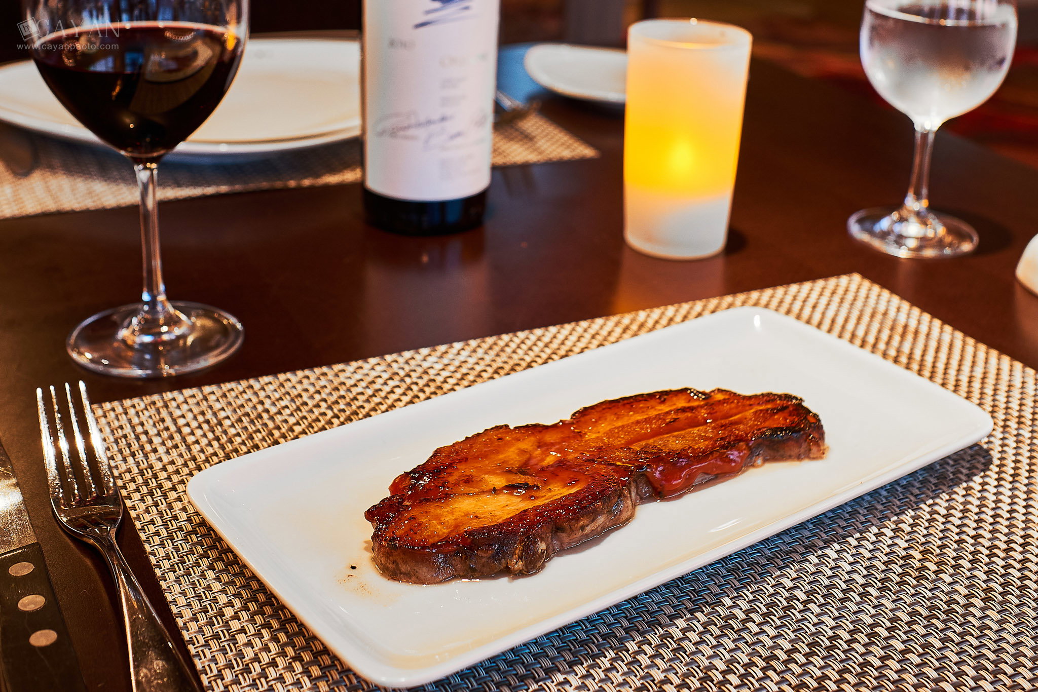 Work carried out in conjunction with several restaurants for the creation of printed material, menus and advertising in general!