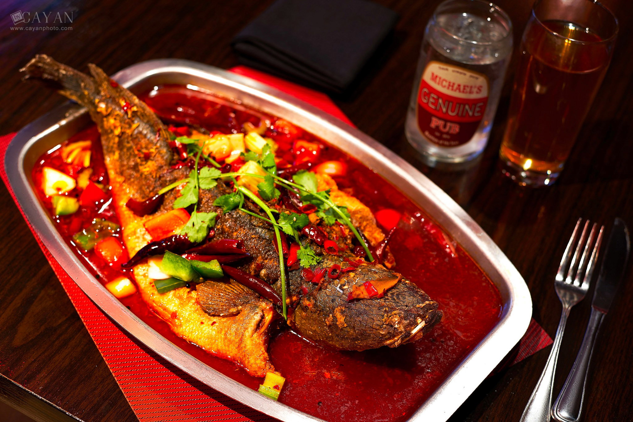 Work carried out in conjunction with several restaurants for the creation of printed material, menus and advertising in general!