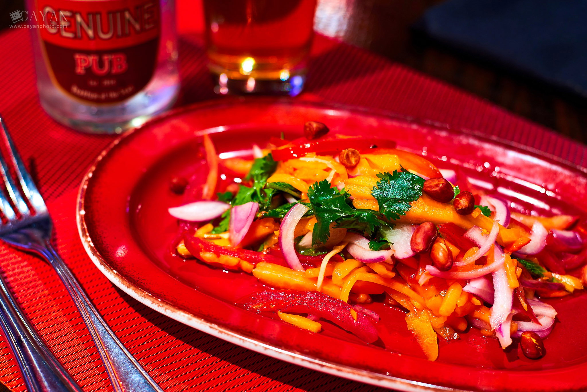 Work carried out in conjunction with several restaurants for the creation of printed material, menus and advertising in general!