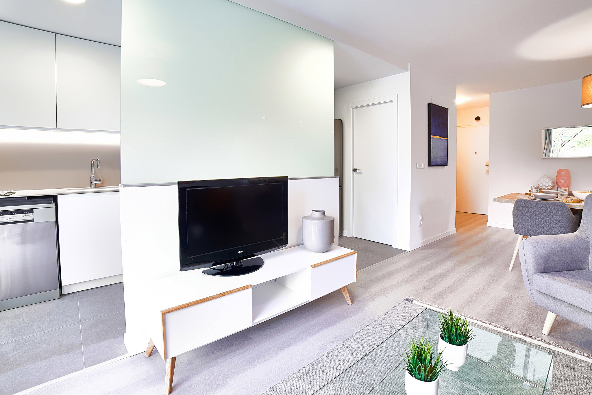 Work planned for commercial premises, companies and real estate products.