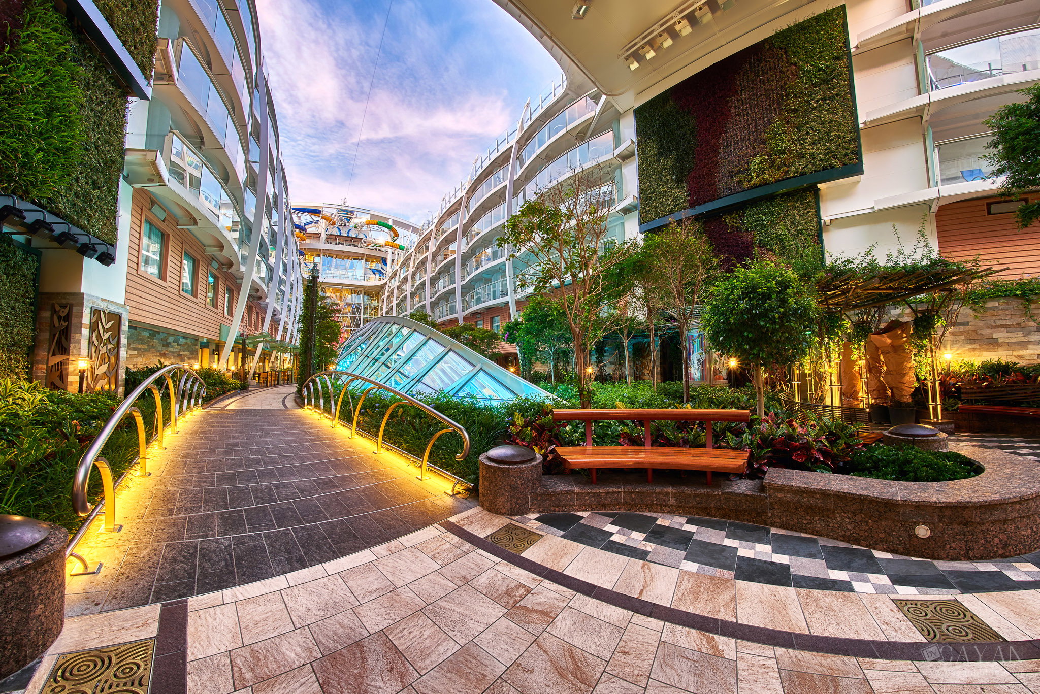 Work planned for commercial premises, companies and real estate products.