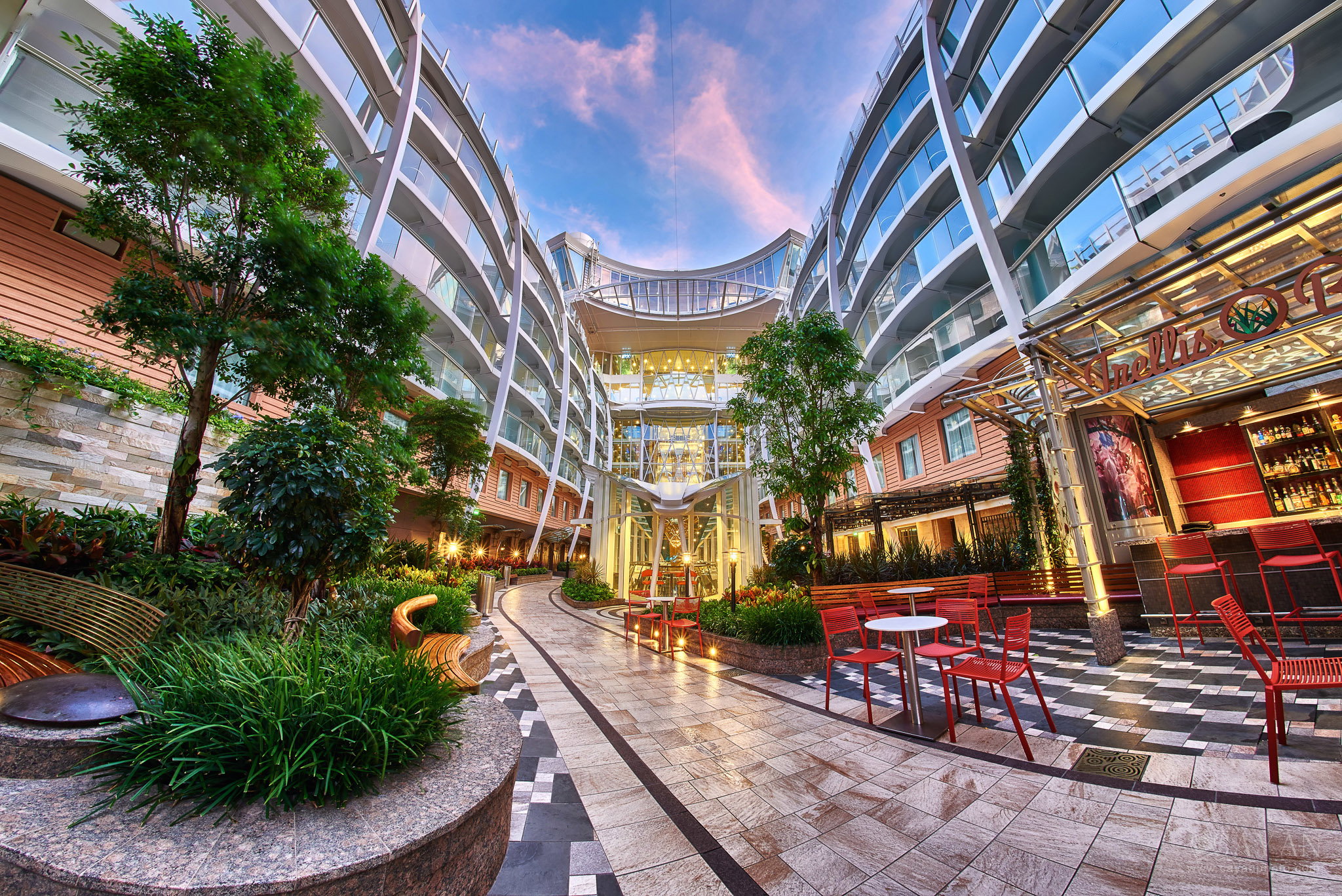 Work planned for commercial premises, companies and real estate products.