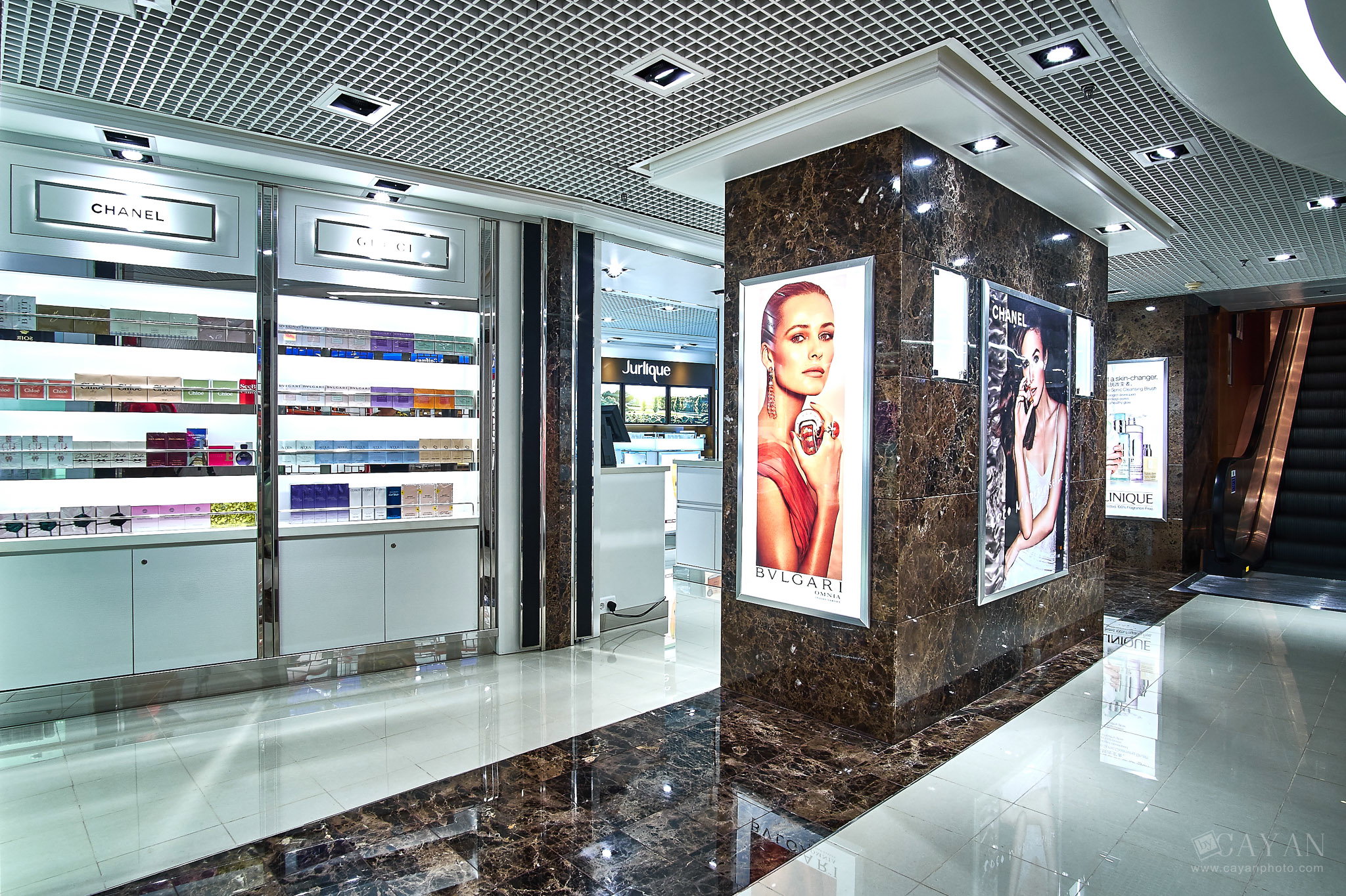 Work planned for commercial premises, companies and real estate products.