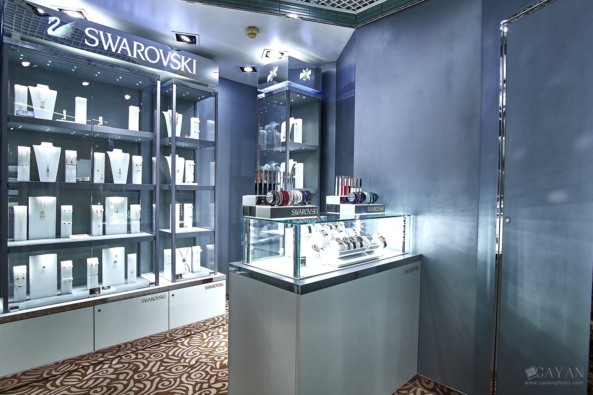 Work planned for commercial premises, companies and real estate products.