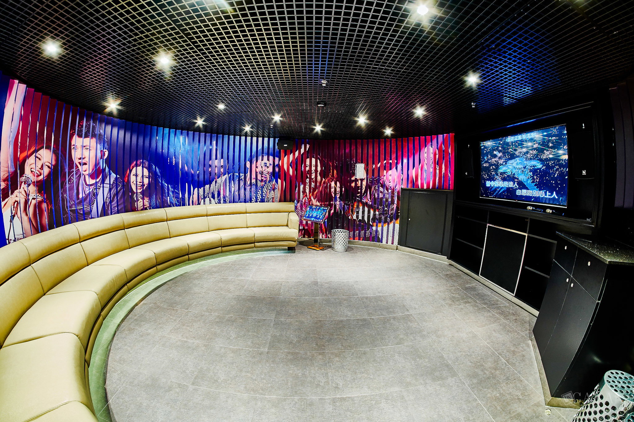 Work planned for commercial premises, companies and real estate products.