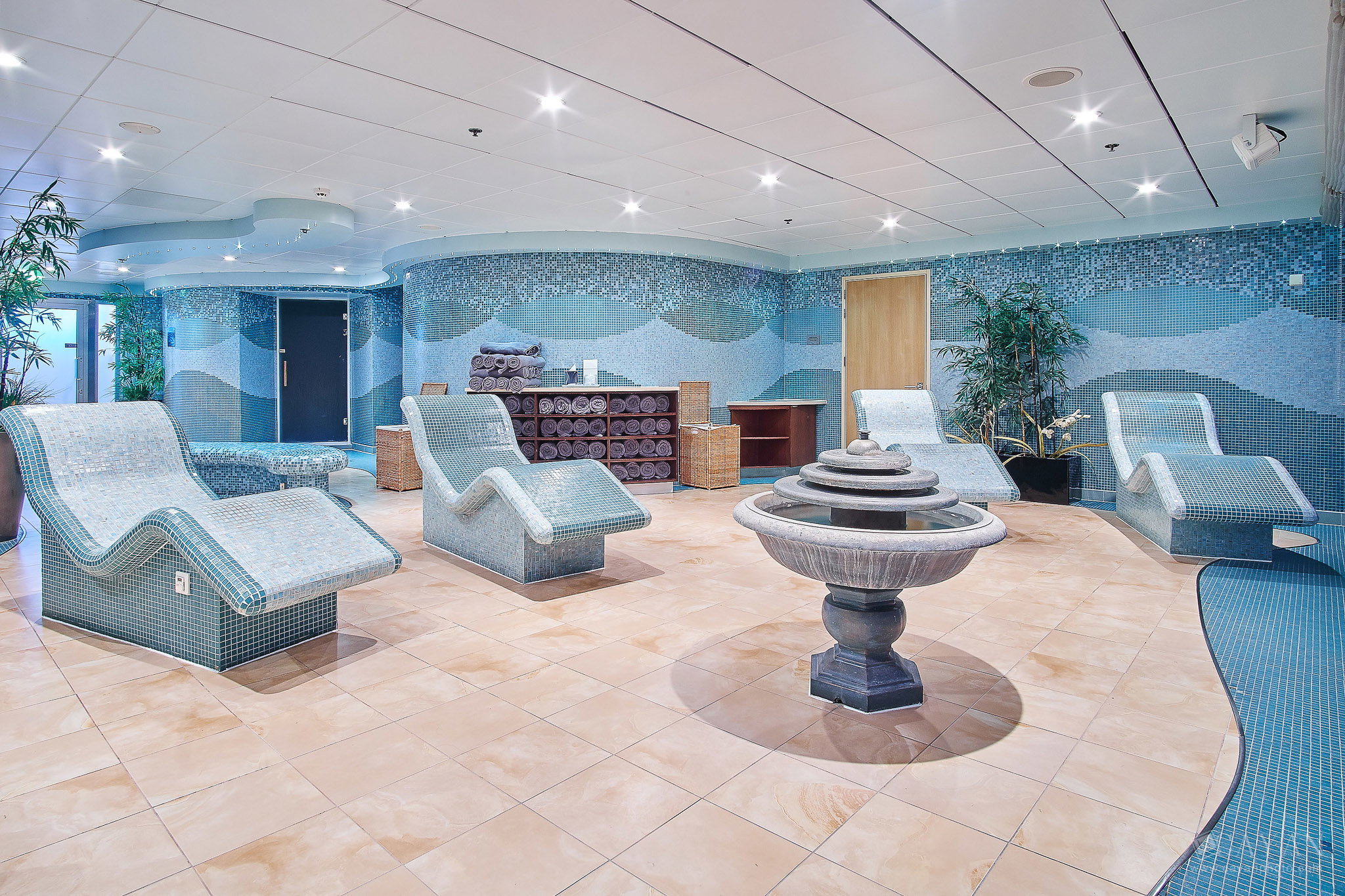 Work planned for commercial premises, companies and real estate products.