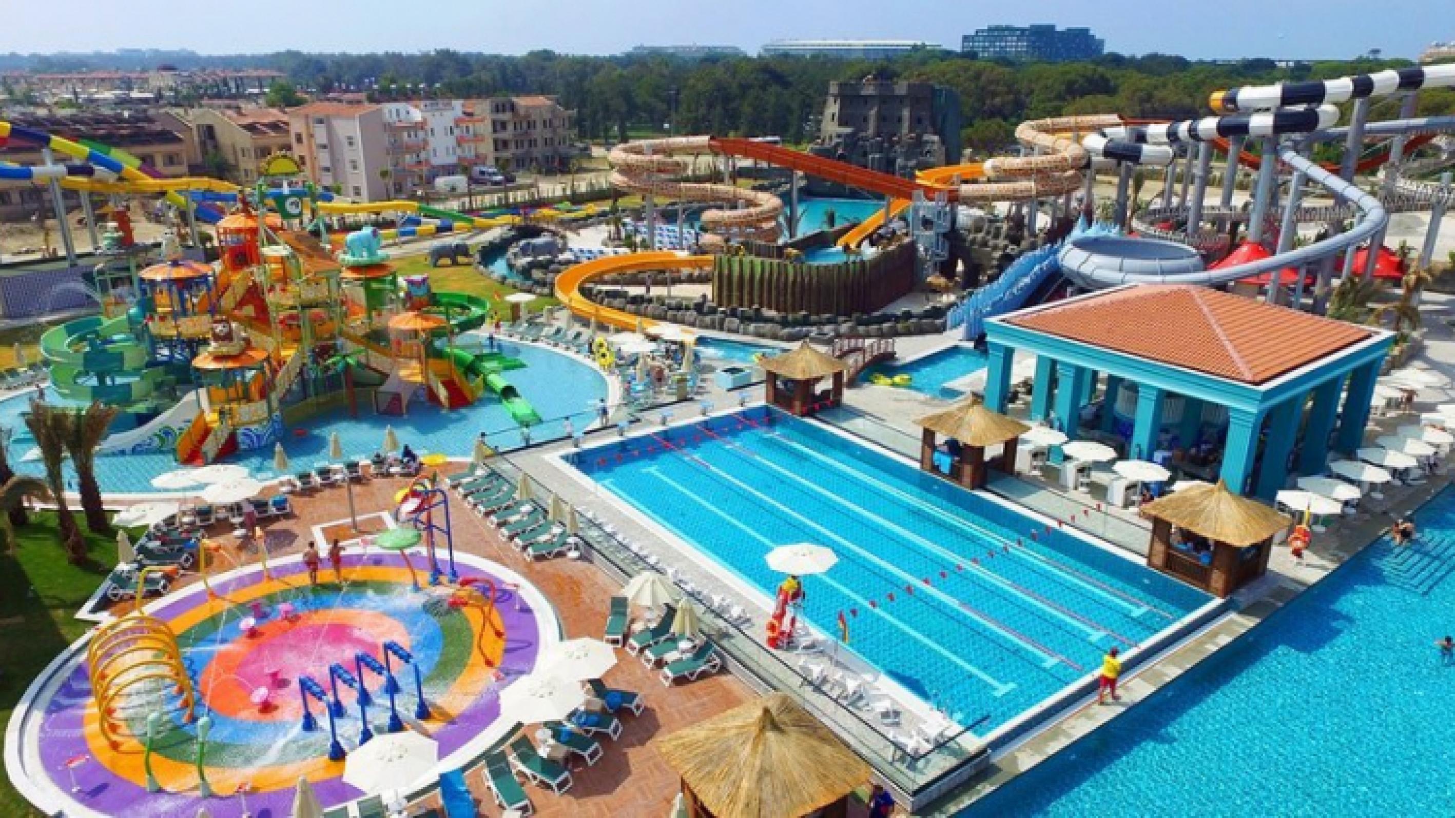 Granada Luxury Resort Antalya Türkiye - Disneyland Antalya