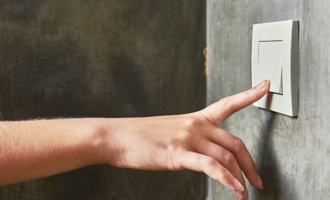 how to fix a light switch button australia