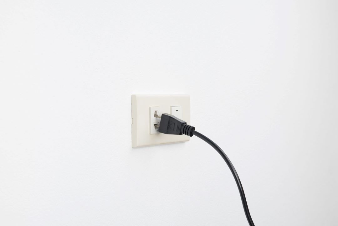 Top Signs That You Should Replace Your Power Socket. Image 3
