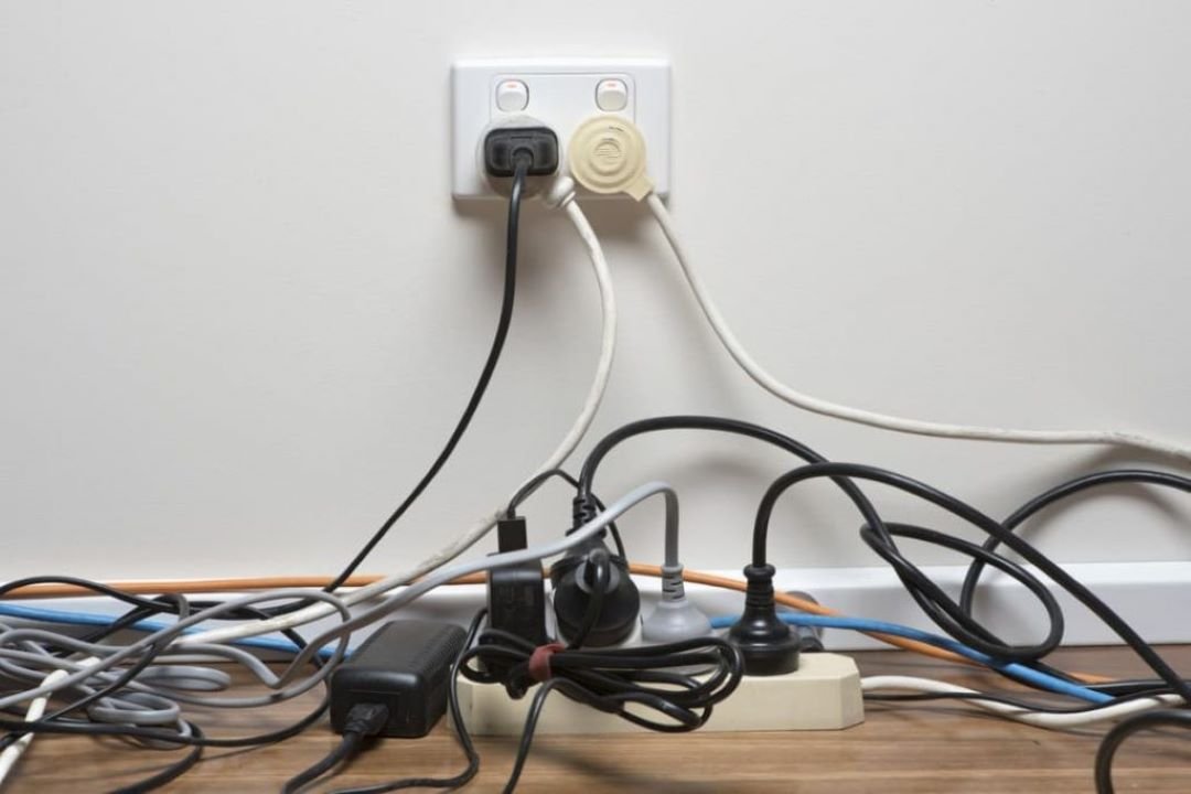Top Signs That You Should Replace Your Power Socket. Image 5