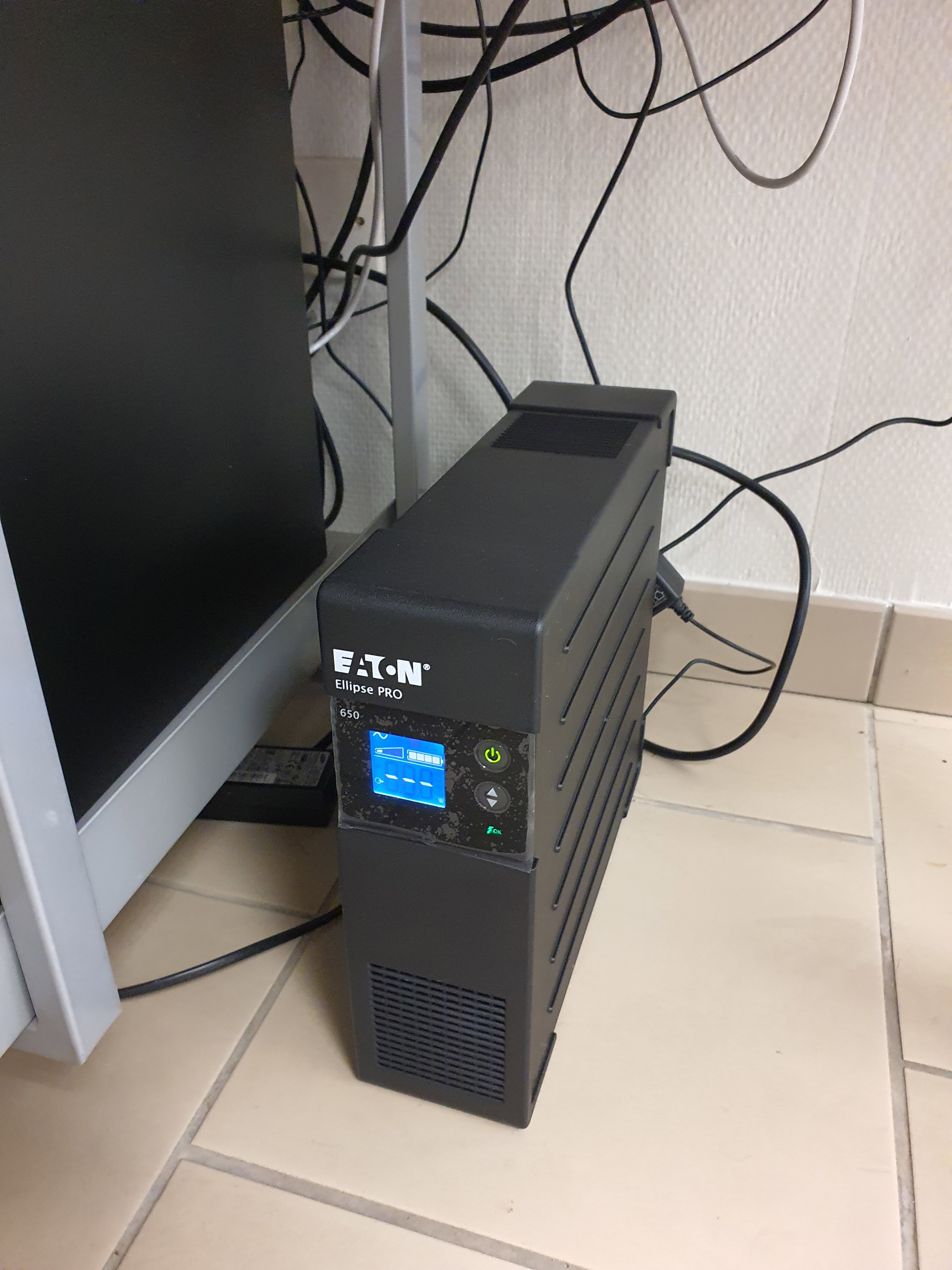 Tous Connectés : Instantanés de Brassage et Réseaux