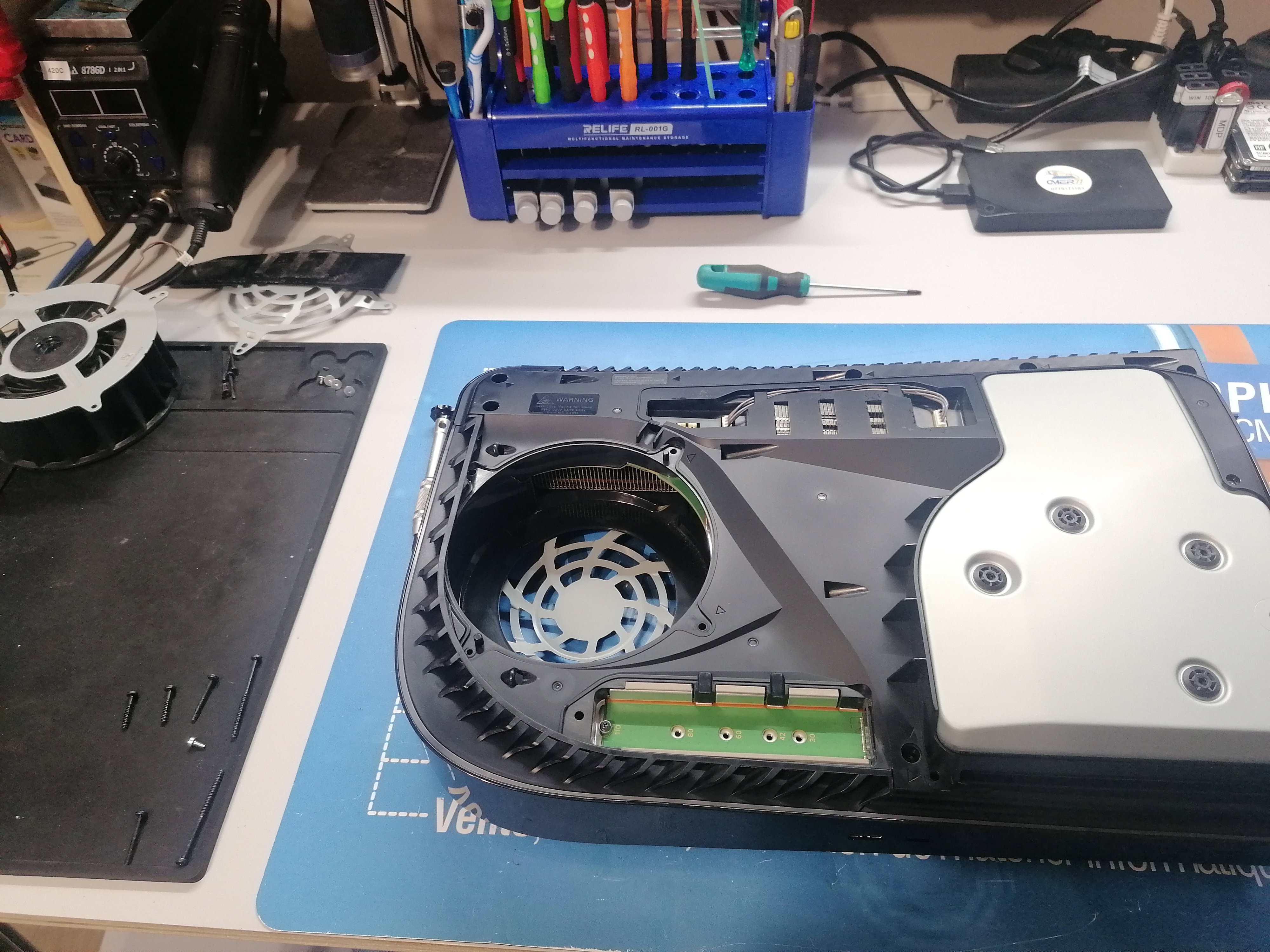 Restaurer le Plaisir du Jeu : Instantanés de Réparation de Consoles