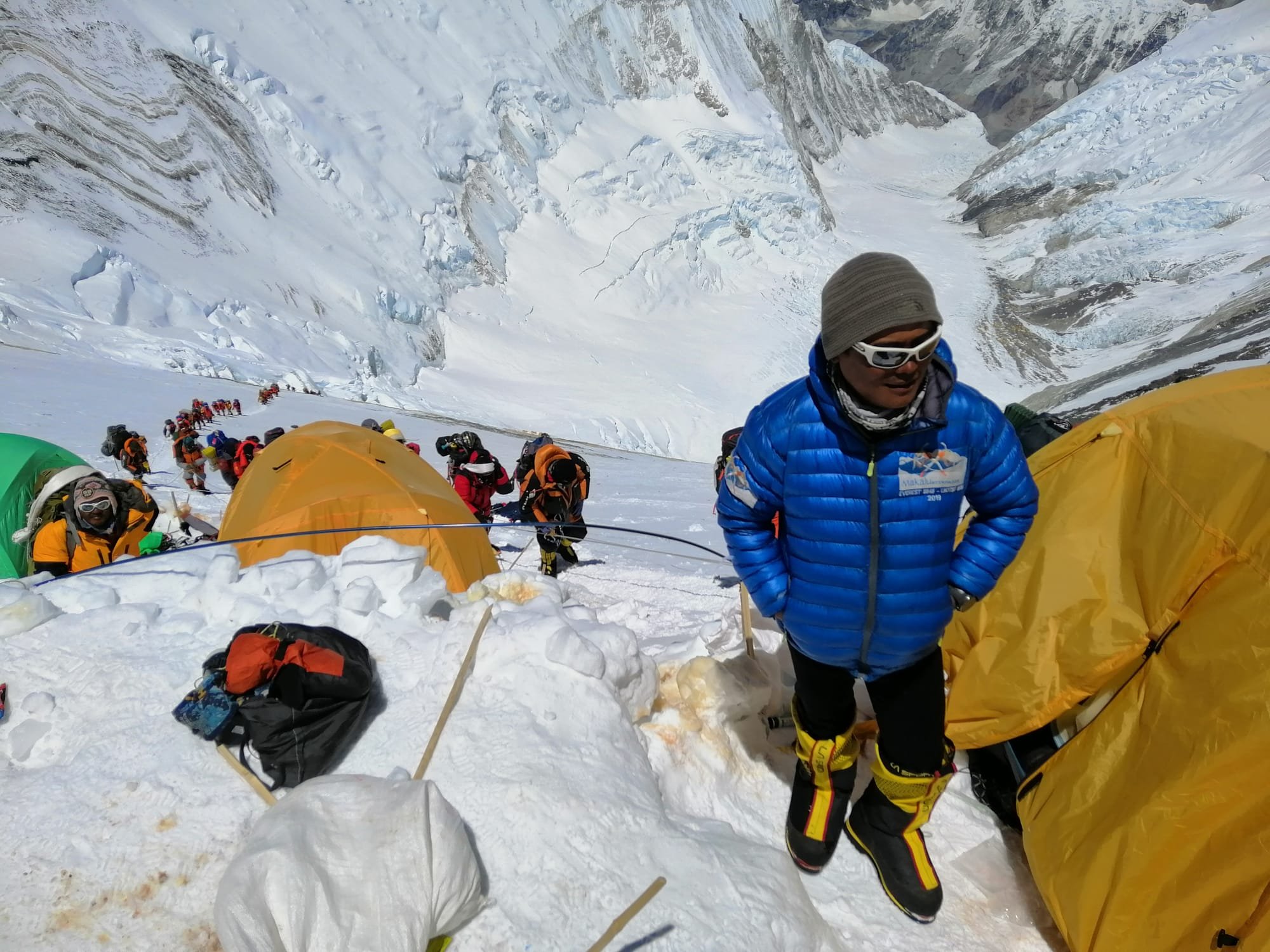 Сколько по времени подниматься на эверест. Гималаи Эверест восхождение. Панорамы Эвереста 8848. Непал восхождение на Эверест. Эверест 2022 восхождение.