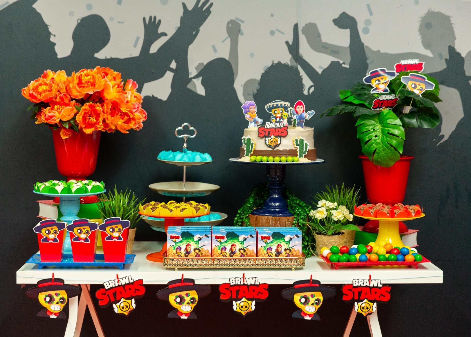 Decoracao De Festa Infantil Lisboa Lm Eventos - brawl stars mesas de bolo para aniversarios personalizados