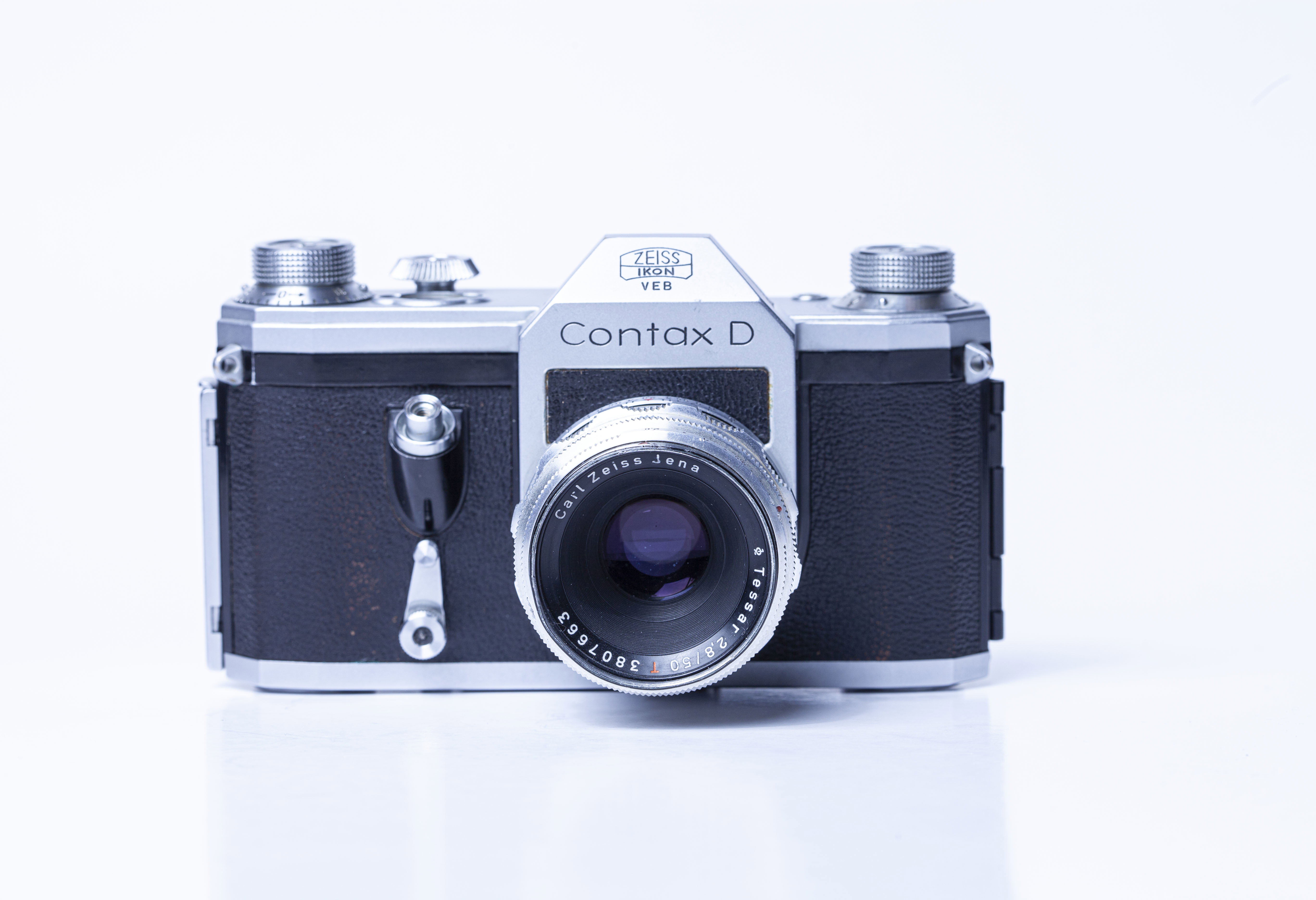 Contax D カメラ Contax D | LENS-DB.COM