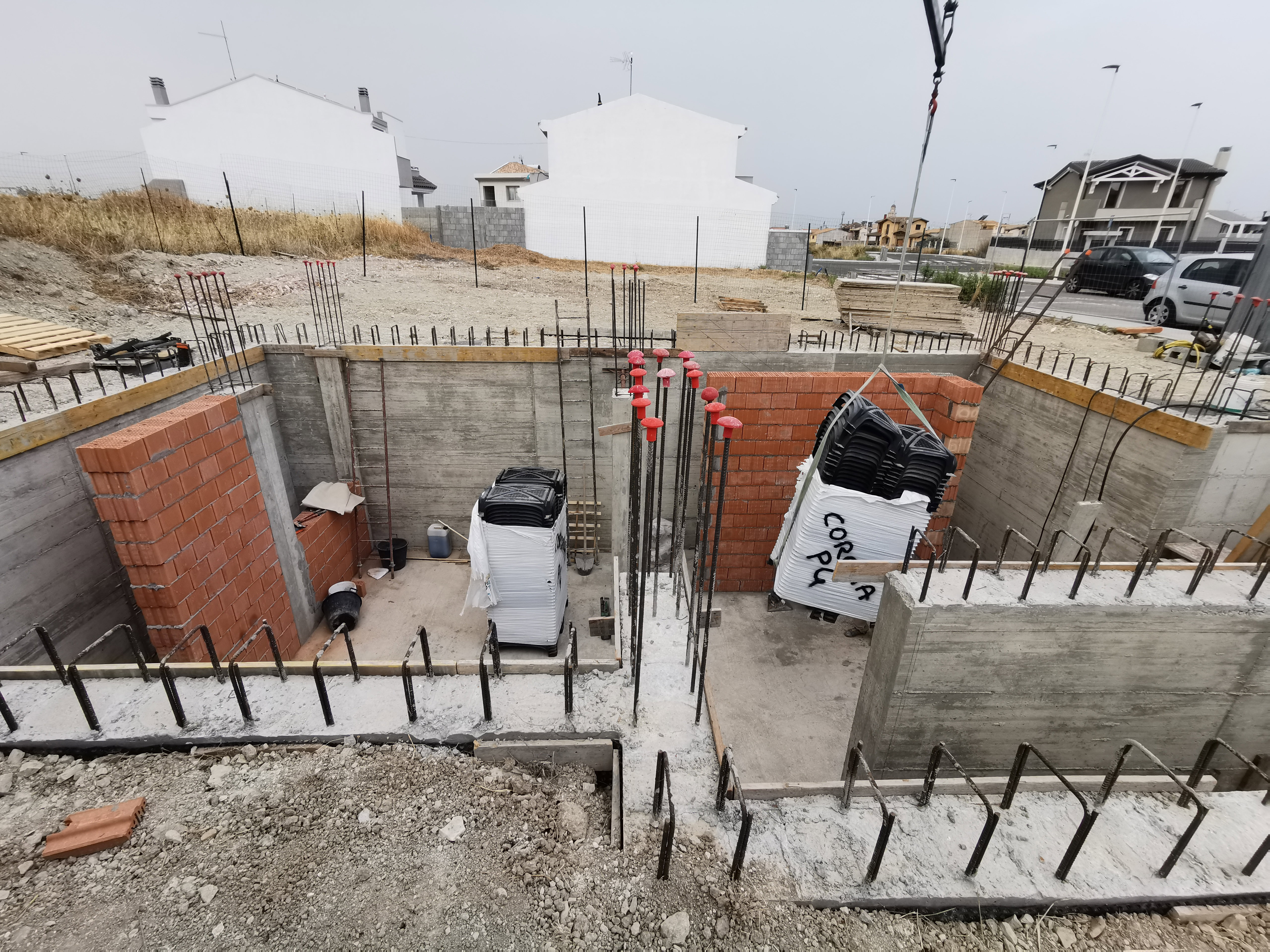 CONSTRUCTION OF A SINGLE-FAMILY BUILDING (Work in progress)