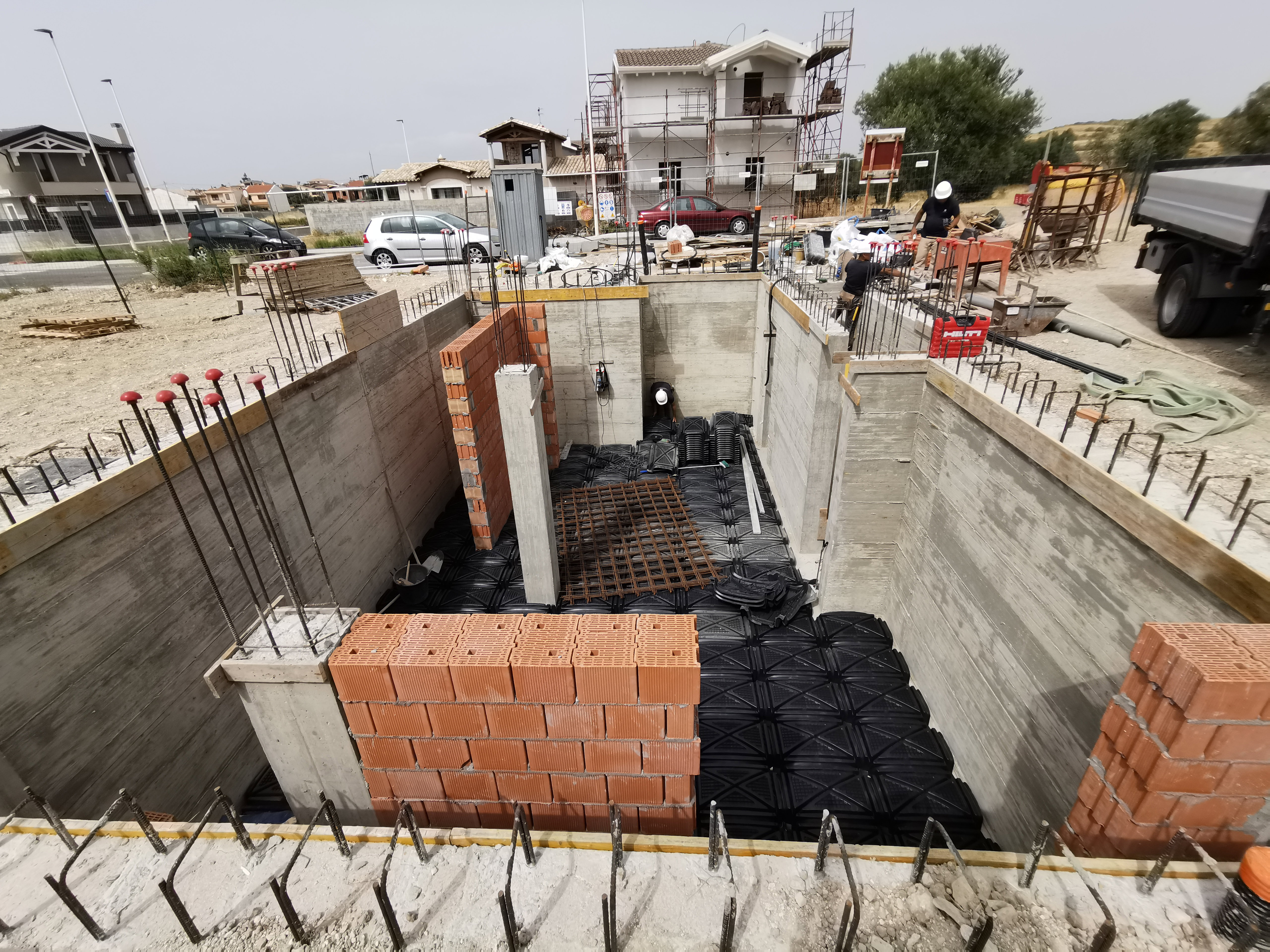 CONSTRUCTION OF A SINGLE-FAMILY BUILDING (Work in progress)