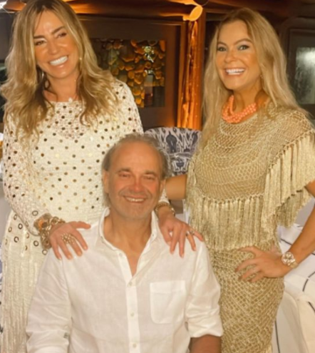 Elegantes Paula Barcelos, Daniel Abreu e Monica Hial posam para esperar o novo ano na Pingo d’Água