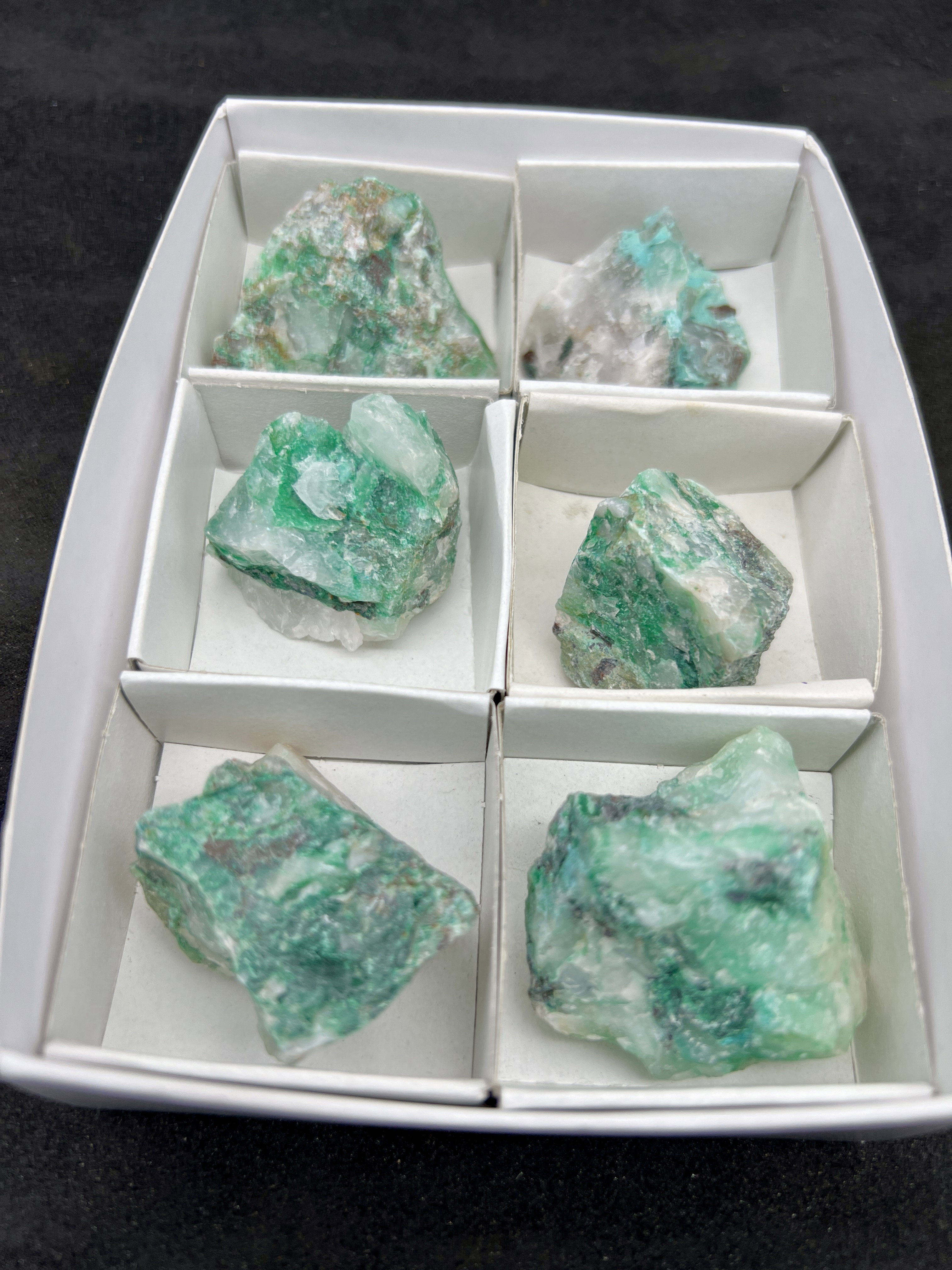 Pierre Fine Dioptase Naturelle De Namibie - Ovale Facetté 2,28 Carats, Vert Bleuté