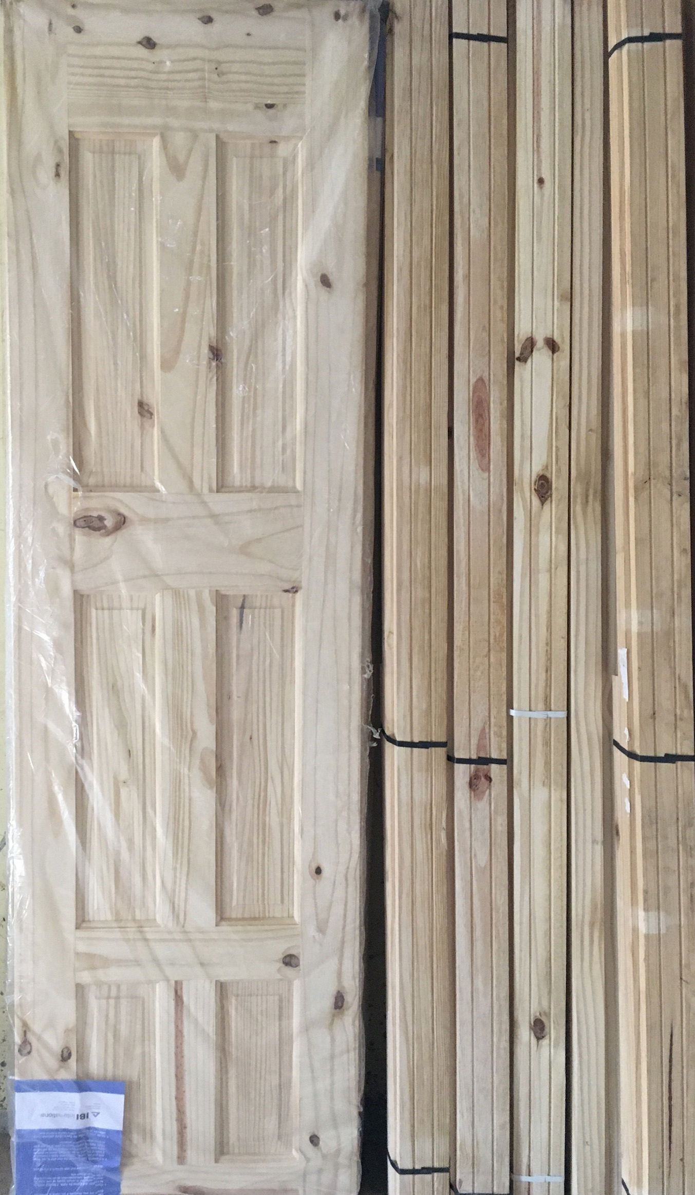 PUERTAS Y VENTANAS - MATERIALES Y FERRETERIA BOCAS DEL TORO