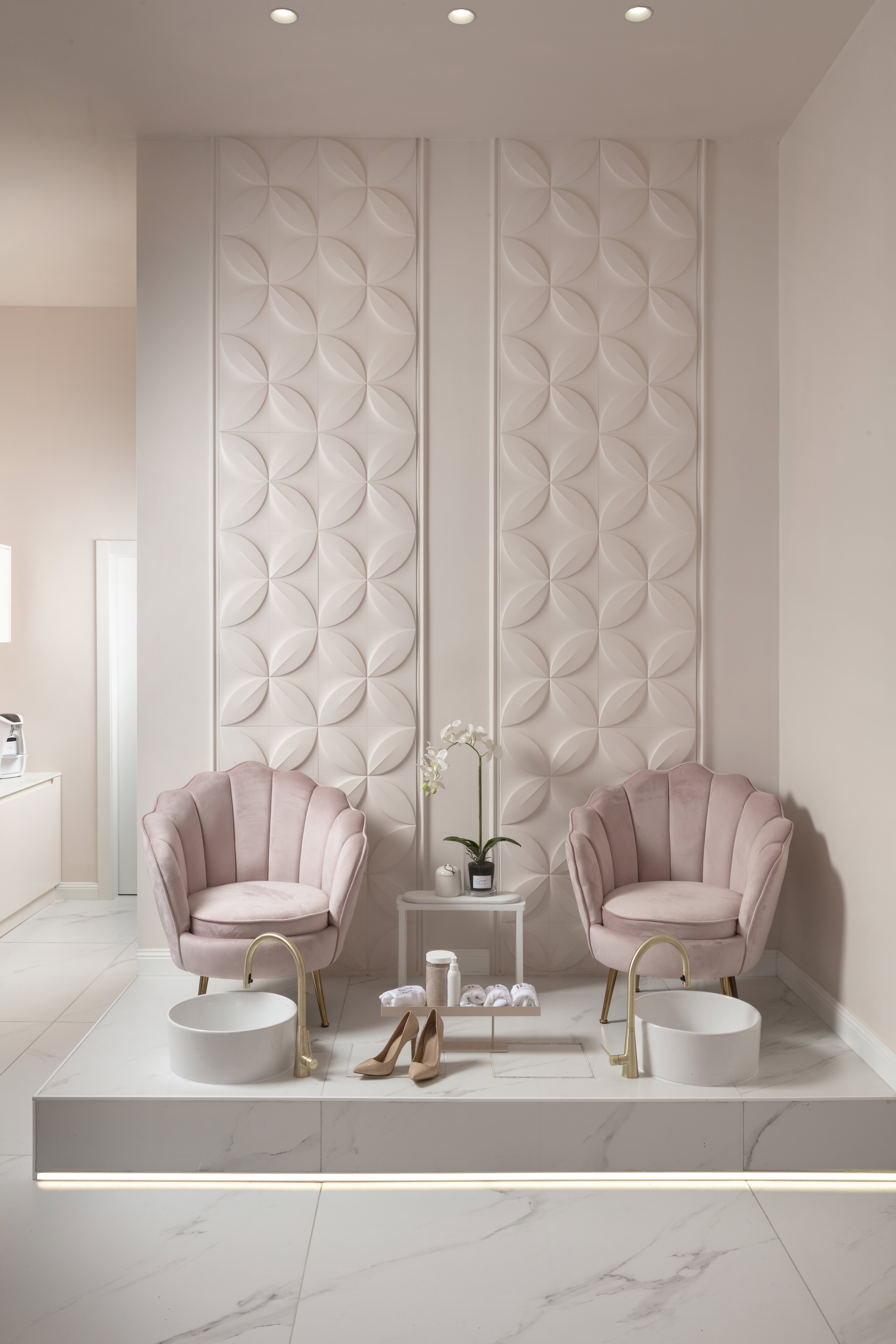 Aesthetic clinic design