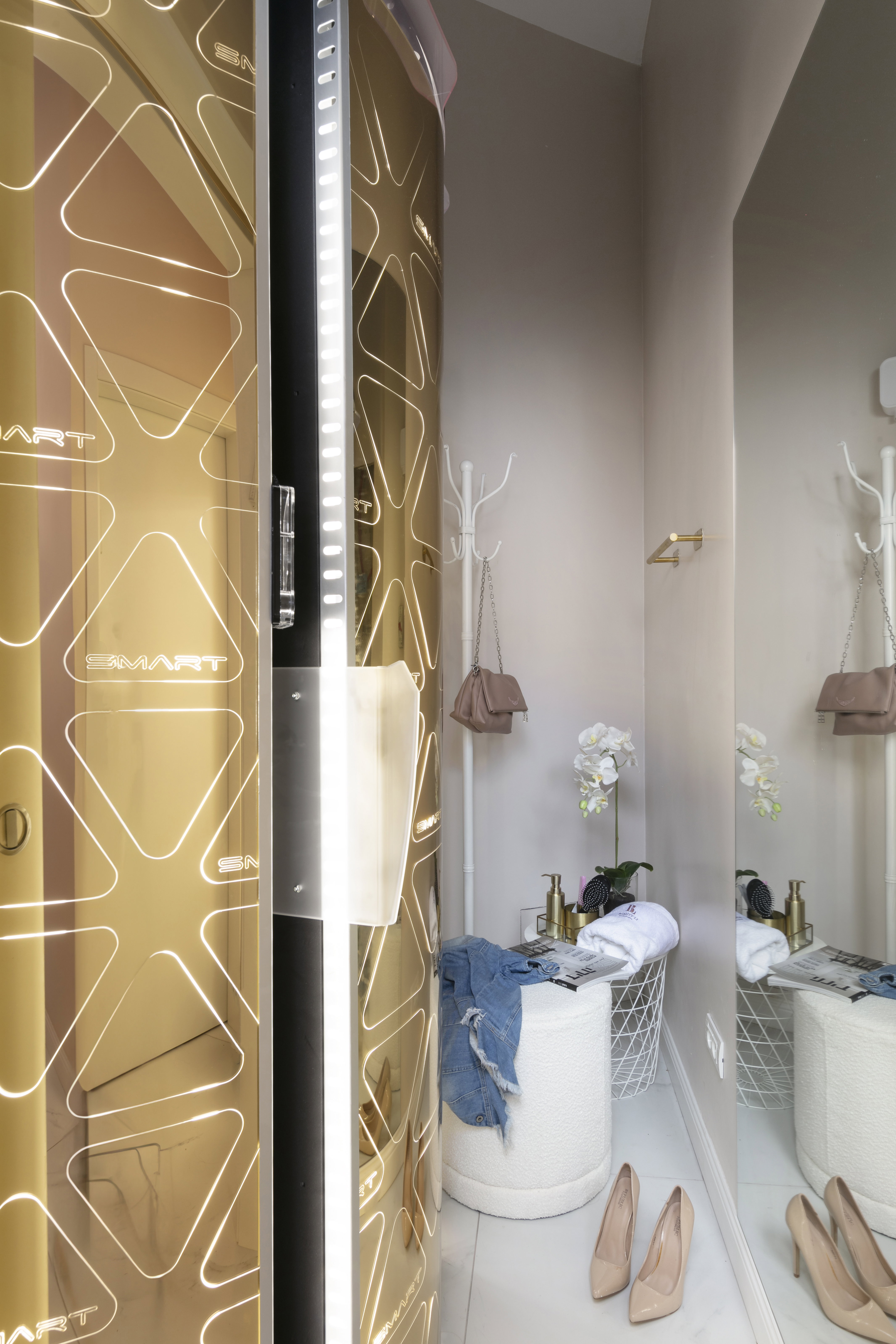 Aesthetic clinic design