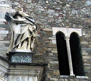 Statue on Cathedral in Sarzana