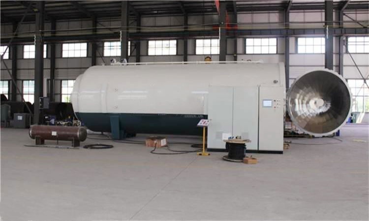 Automatic Laminated Glass Autoclave 6