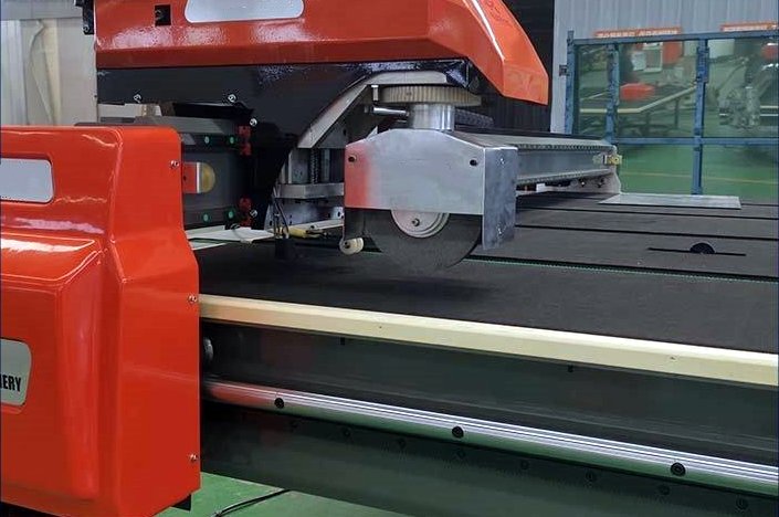 LIJIANG Glass CNC2620 Cutting Machine 4