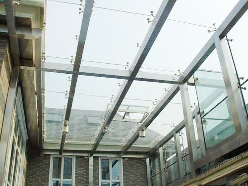 The practical application of tempered laminated glass 2