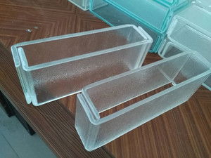 The structure of U-shaped glass 1