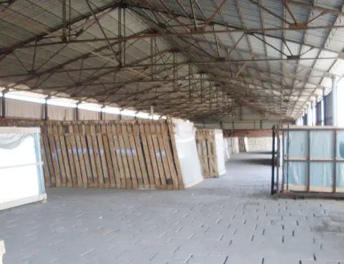 The Import and Export of Float Glass 1