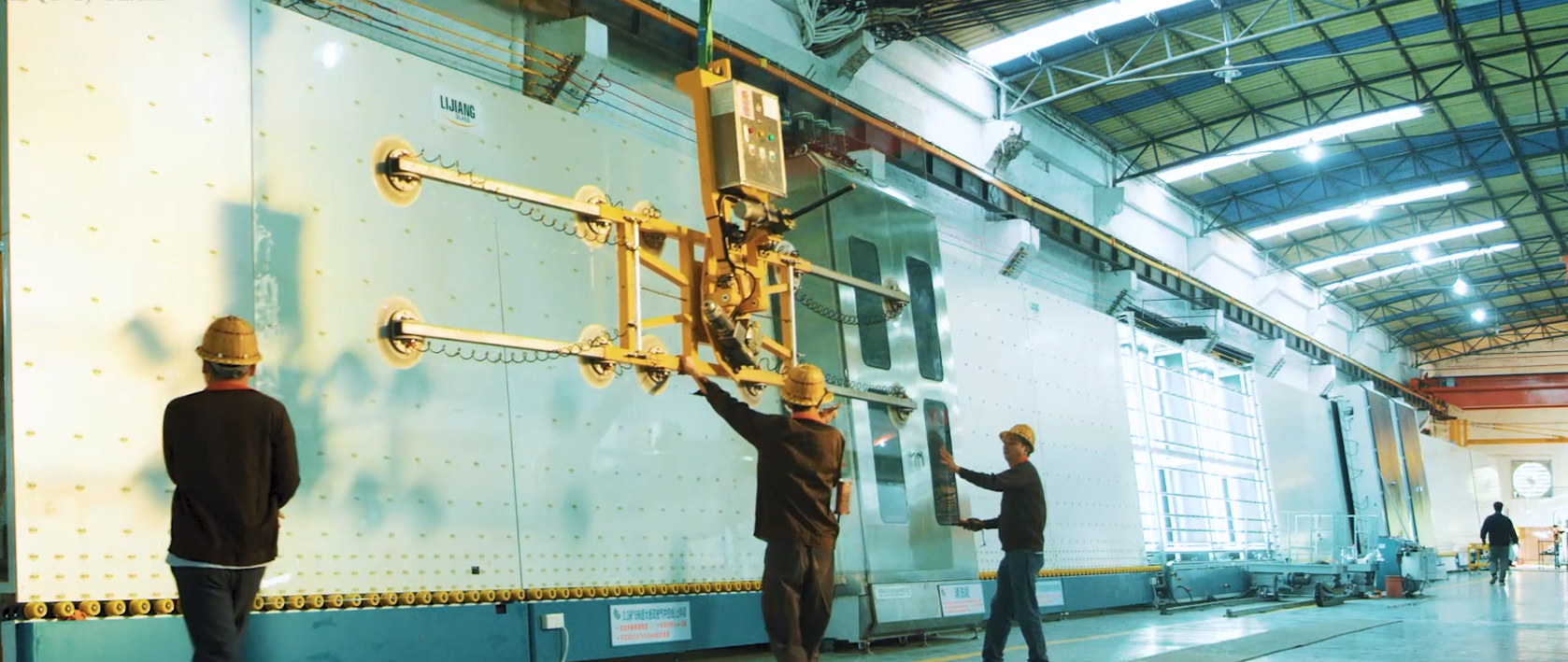 Figure 1 The automatic super-large board insulating glass production line 1